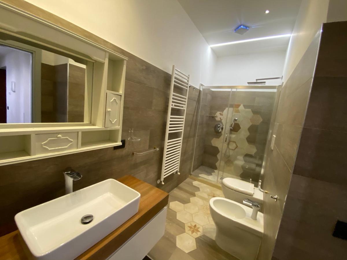 Centro & Mare II Apartment Savona Luaran gambar